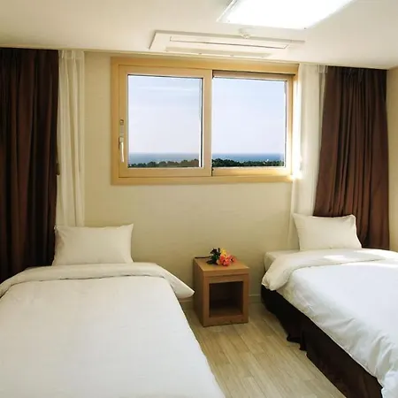 Hi Jeju Hotel Exterior photo