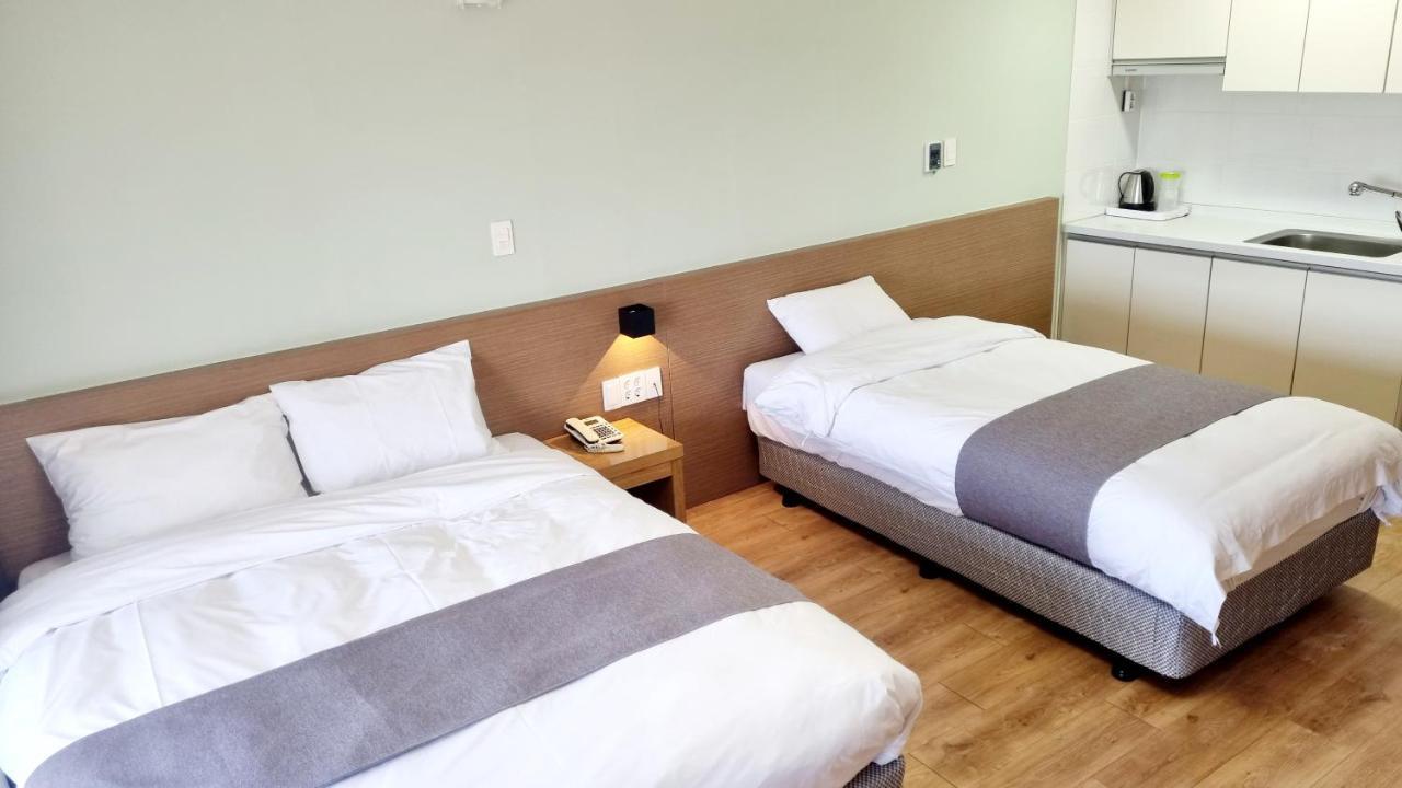 Hi 3* Jeju